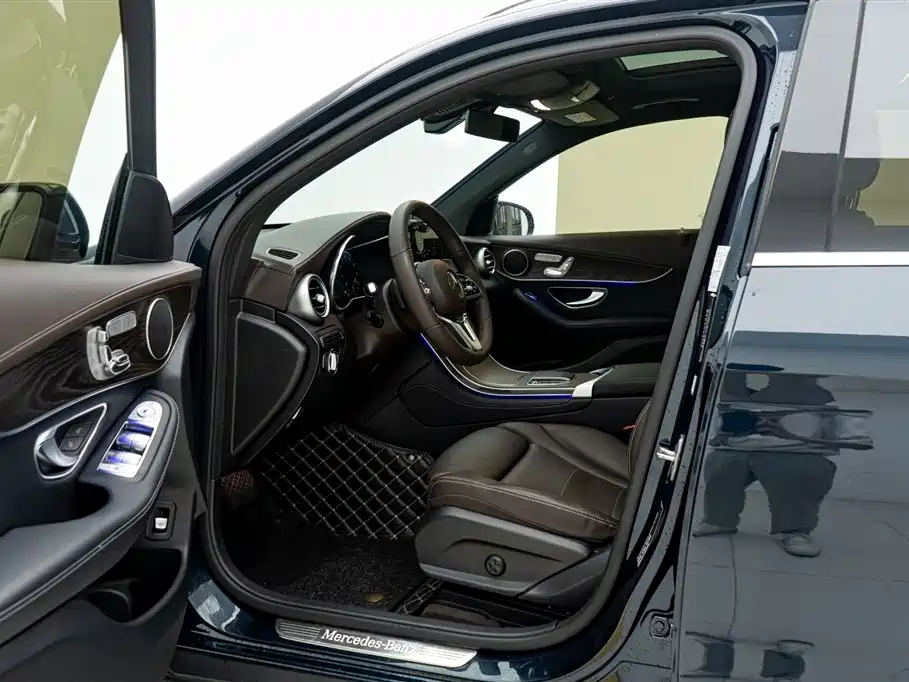 Mercedes-Benz GLC 2022 Model GLC 260 L 4MATIC Luxury Edition фото 16