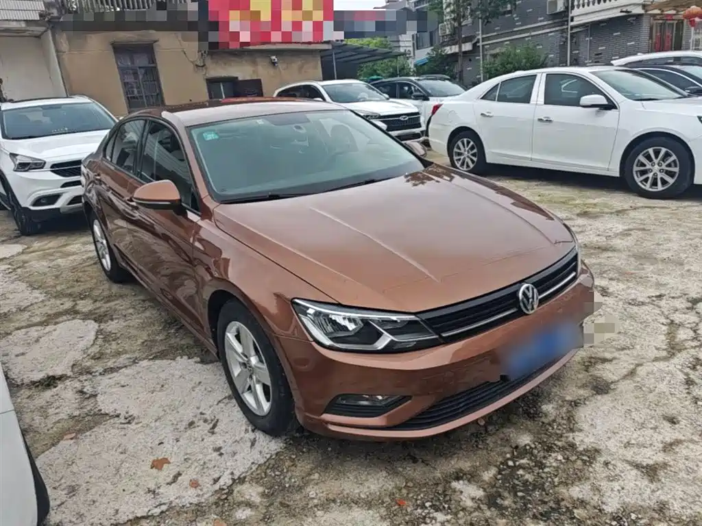 Volkswagen Lamando 2017 230TSI DSG Trend Edition фото 4