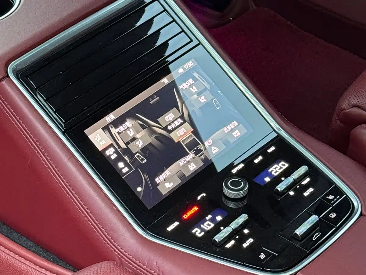 Porsche Panamera 2019 Panamera 4 Executive Long Wheelbase 2.9T фото 9