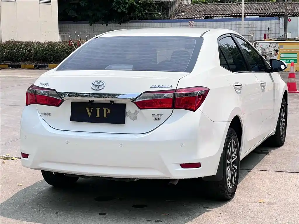 Toyota Corolla 2018 1.2T S-CVT GL Smart Edition фото 9