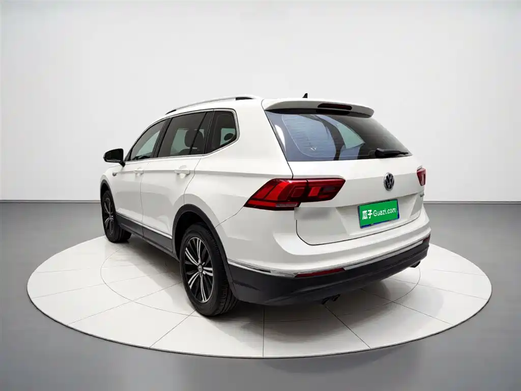 Volkswagen Tiguan L 2019 330TSI Auto 2WD Panorama Comfort Edition China V фото 5