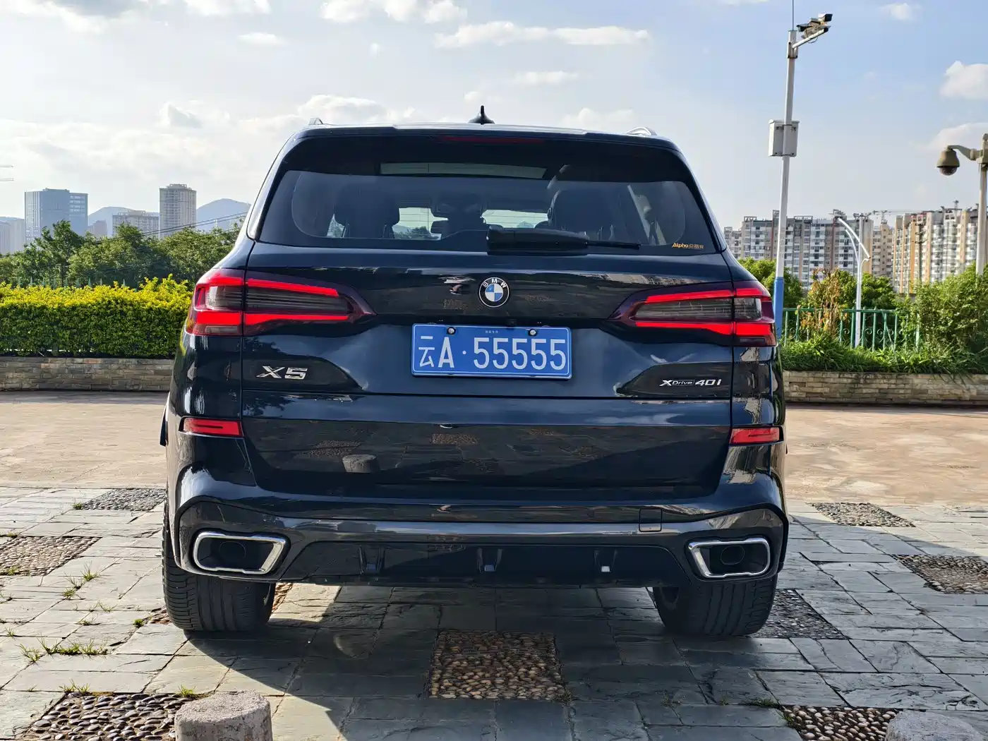 BMW X5 (Import) 2021 xDrive40i Exclusive M Sport Package фото 8