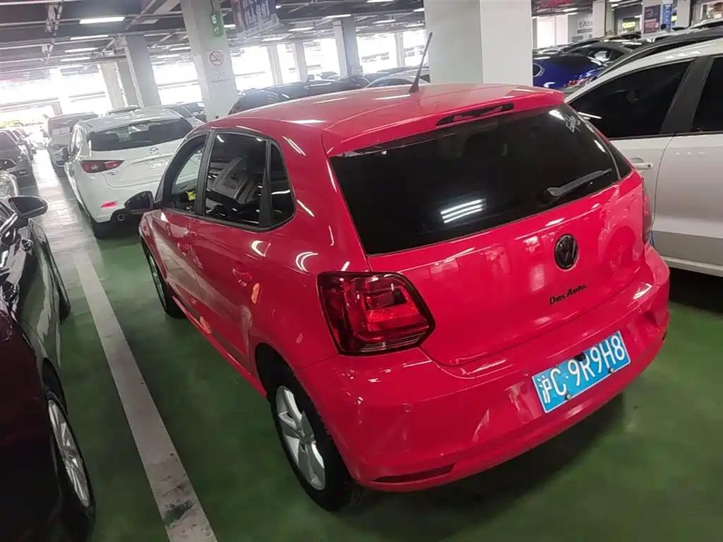 Volkswagen Polo 2016 1.4L Automatic Trend фото 8