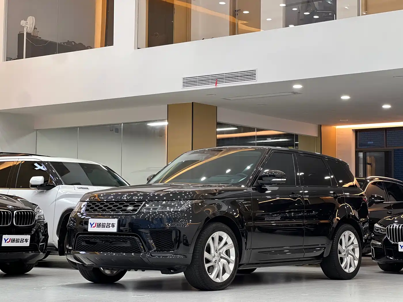 Land Rover Range Rover Sport 2020 3.0 L6 HSE DYNAMIC