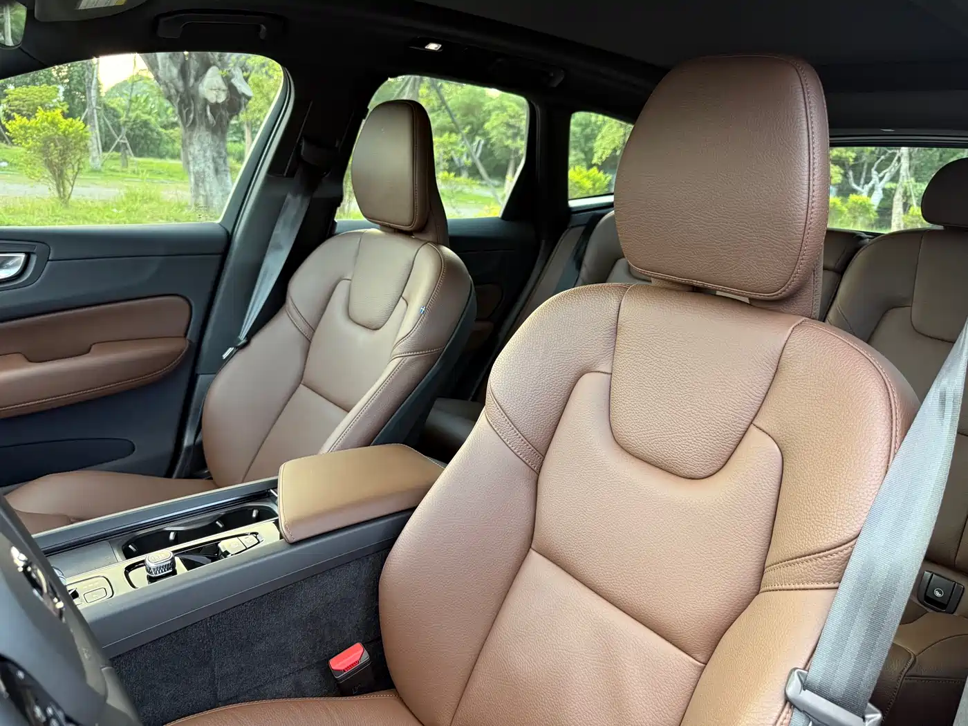 VOLVO XC60 PLUG IN HYBRID