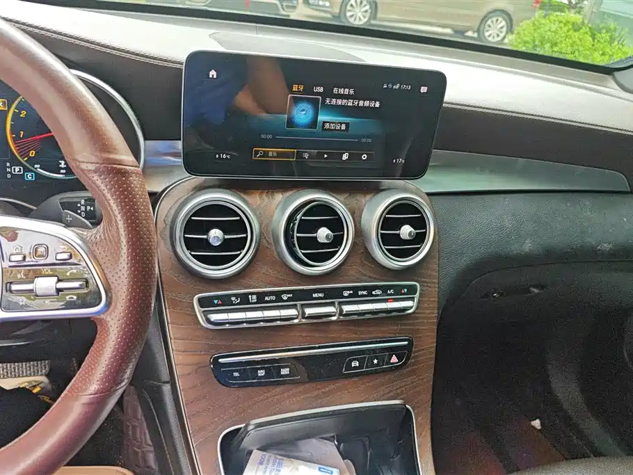 Mercedes-Benz GLC 2020 GLC 260 L 4MATIC Luxury фото 13