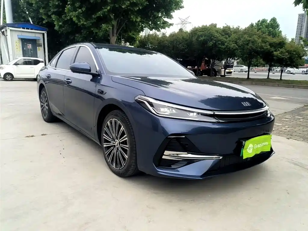 Geely Galaxy Galaxy A7 2025 EM-i фото 4