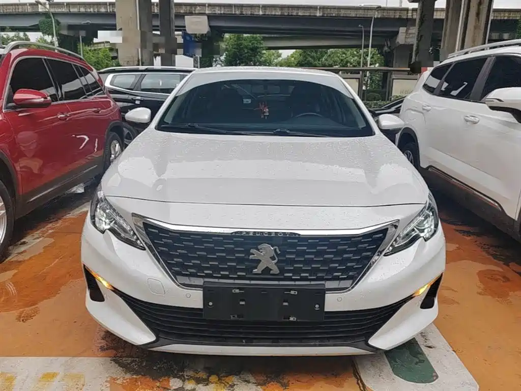 Peugeot 408 2019 360THP Auto Luxury Edition China VI фото 3