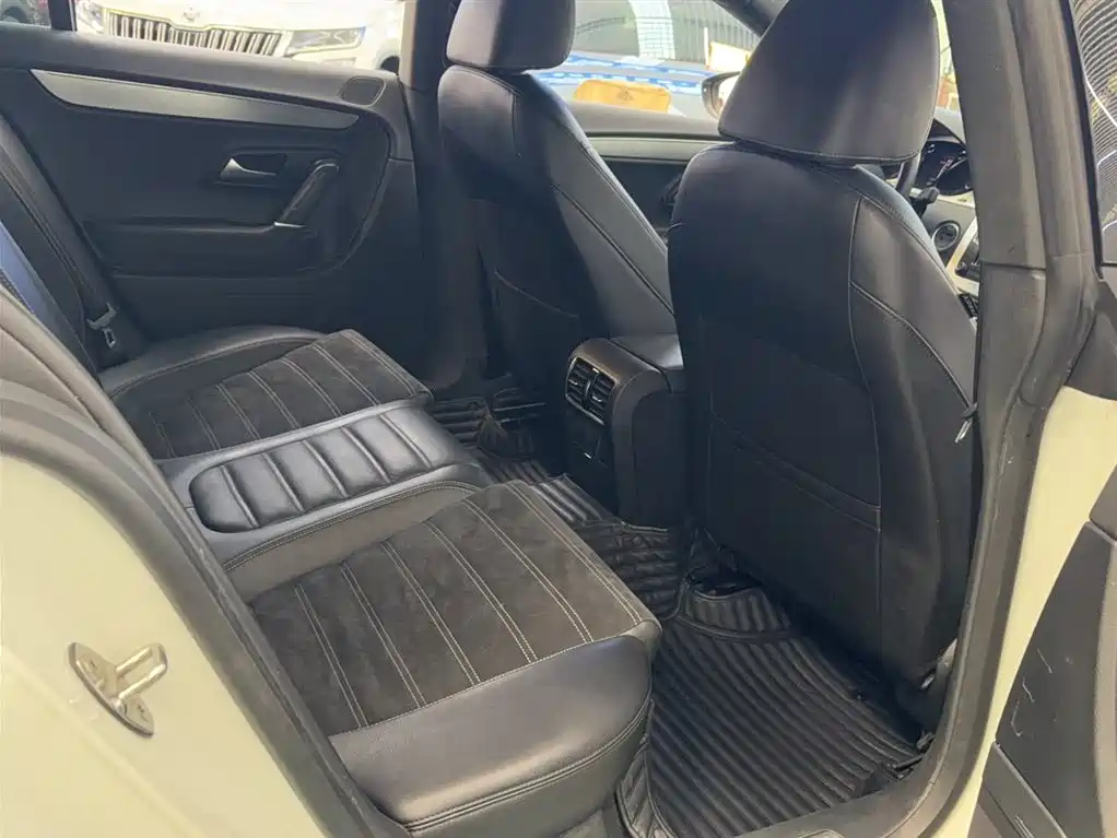 Volkswagen FAW-Volkswagen CC 2018 1.8TSI Premium фото 18