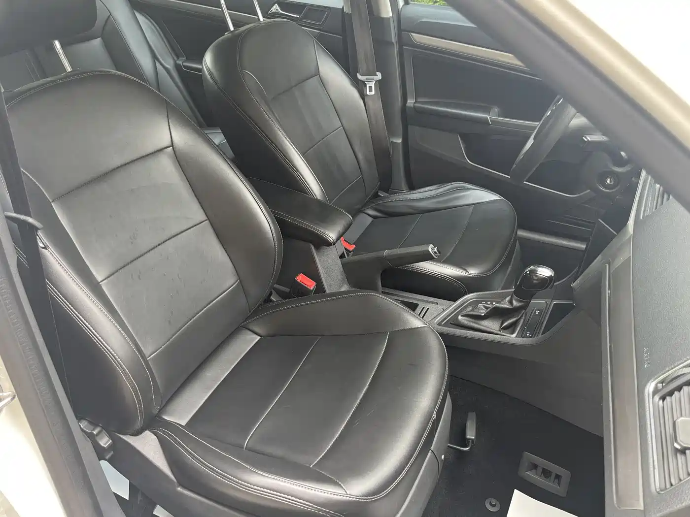 Volkswagen Lavida 2017 1.6L Automatic Trend Edition фото 14