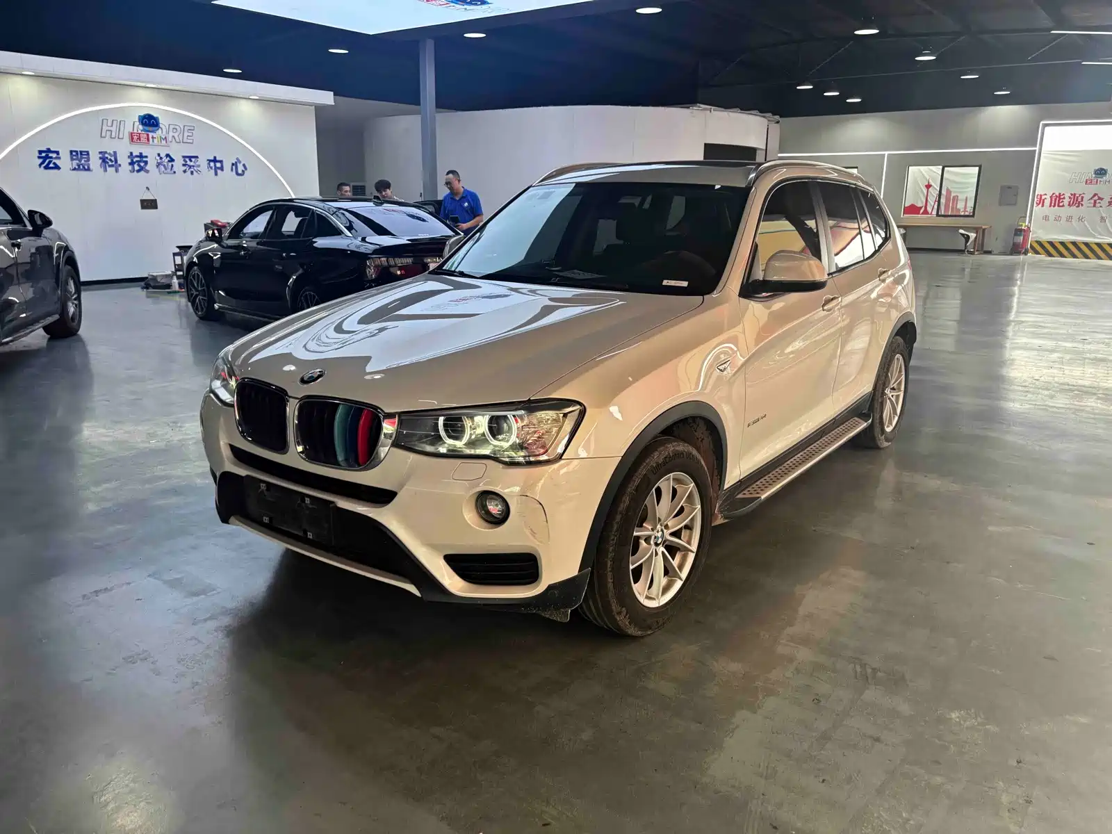 Photo 1 - BMW X3 (Import)