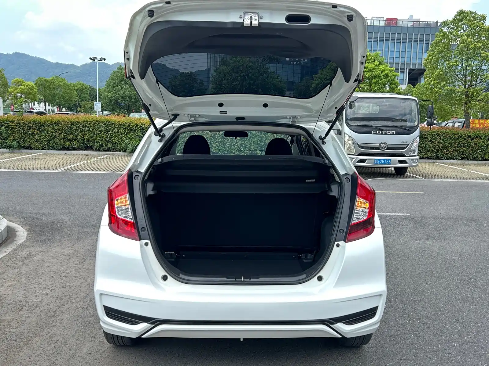 Фото 14 - Honda Fit