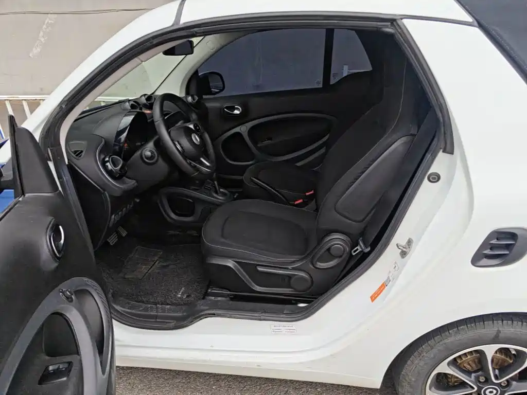 Photo 15 - smart fortwo
