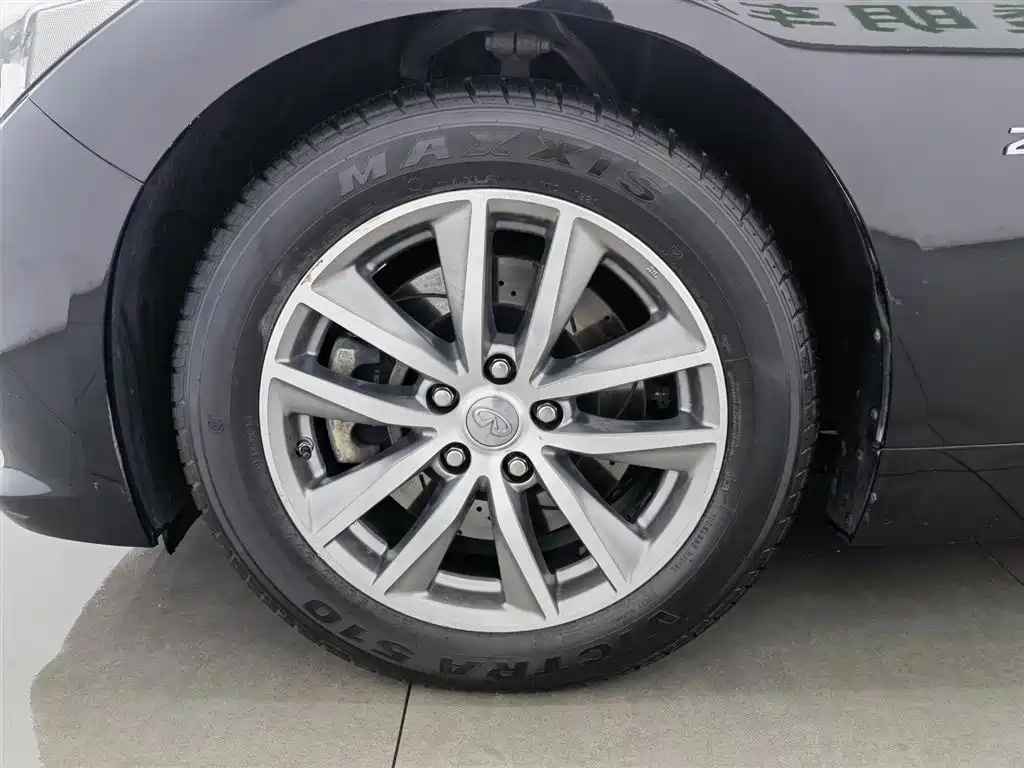 Infiniti Q50L 2015 2.0T Enjoyment Edition фото 17