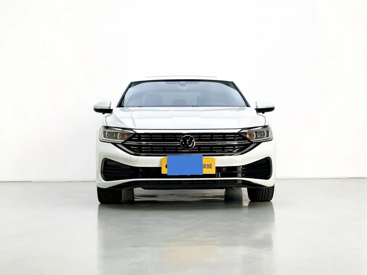 Volkswagen Sagitar 2024 300TSI DSG Surpass Edition фото 2