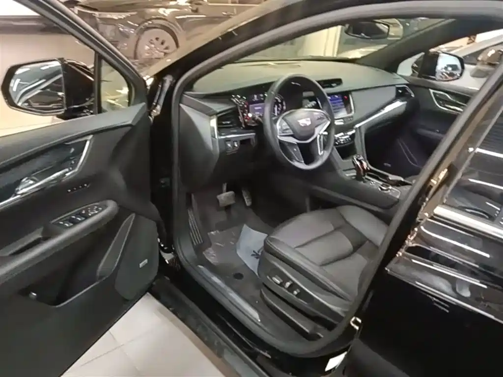 Cadillac XT5 2021 2.0T 4WD Luxury Edition фото 15