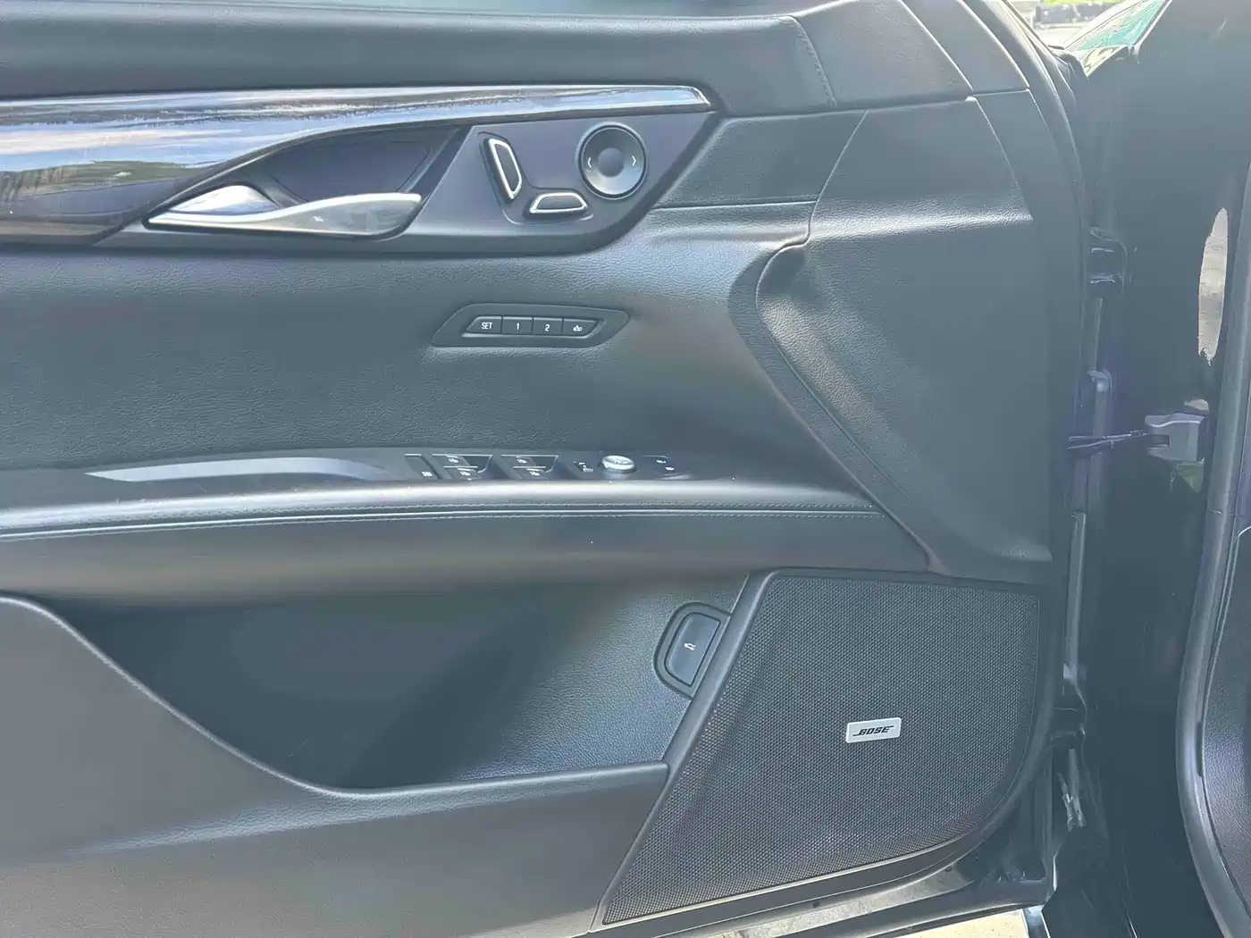 Cadillac CT6 2017 28T Luxury фото 10