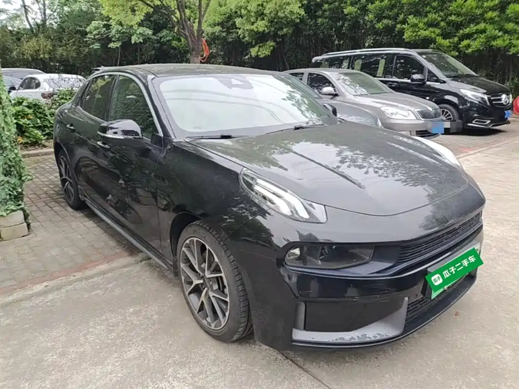 Lynk & Co 03 New Energy 2019 Model 1.5T PHEV Pro фото 4