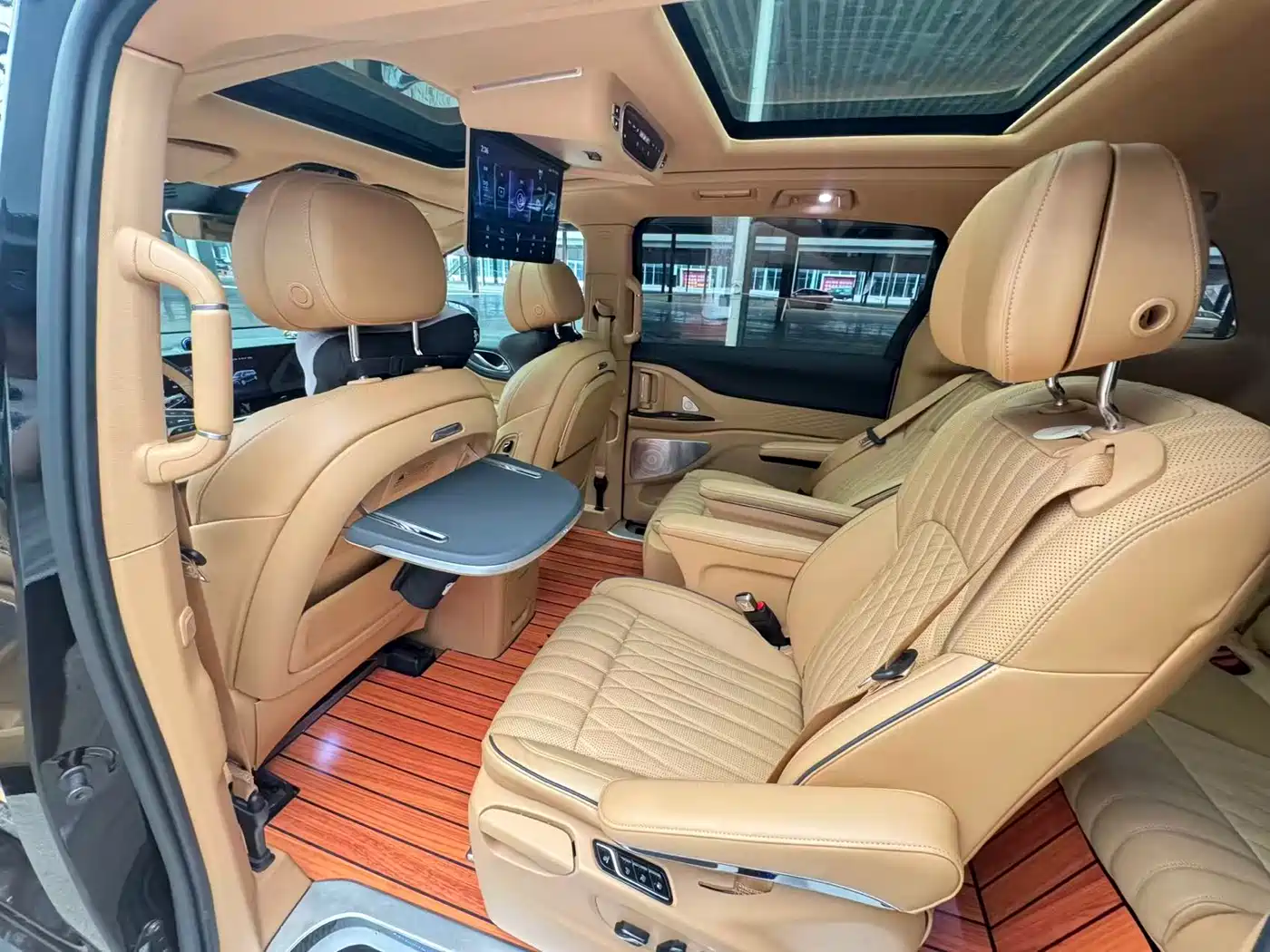 Voyah Auto Voyah Dreamer 2022 Low-carbon Dream+Smart Package фото 5