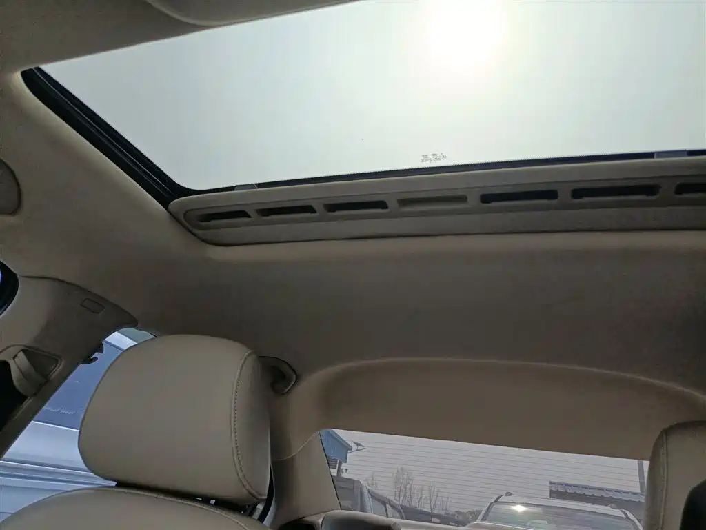 Škoda Rapid 2013 1.6L Automatic Smart Selection фото 14