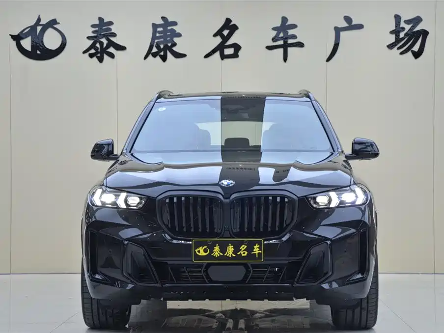 BMW X5 2026 Facelift xDrive 40Li M Sport Shadowline Package фото 2