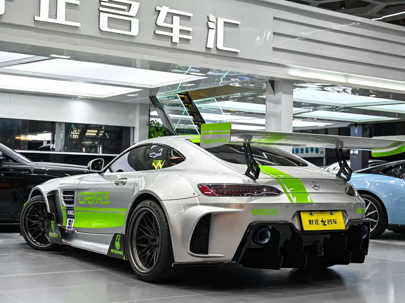 MERCEDES-BENZ AMG GT