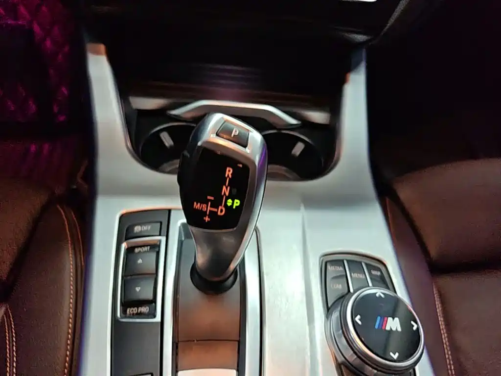 BMW X4 2016 Model xDrive20i M Sport фото 14