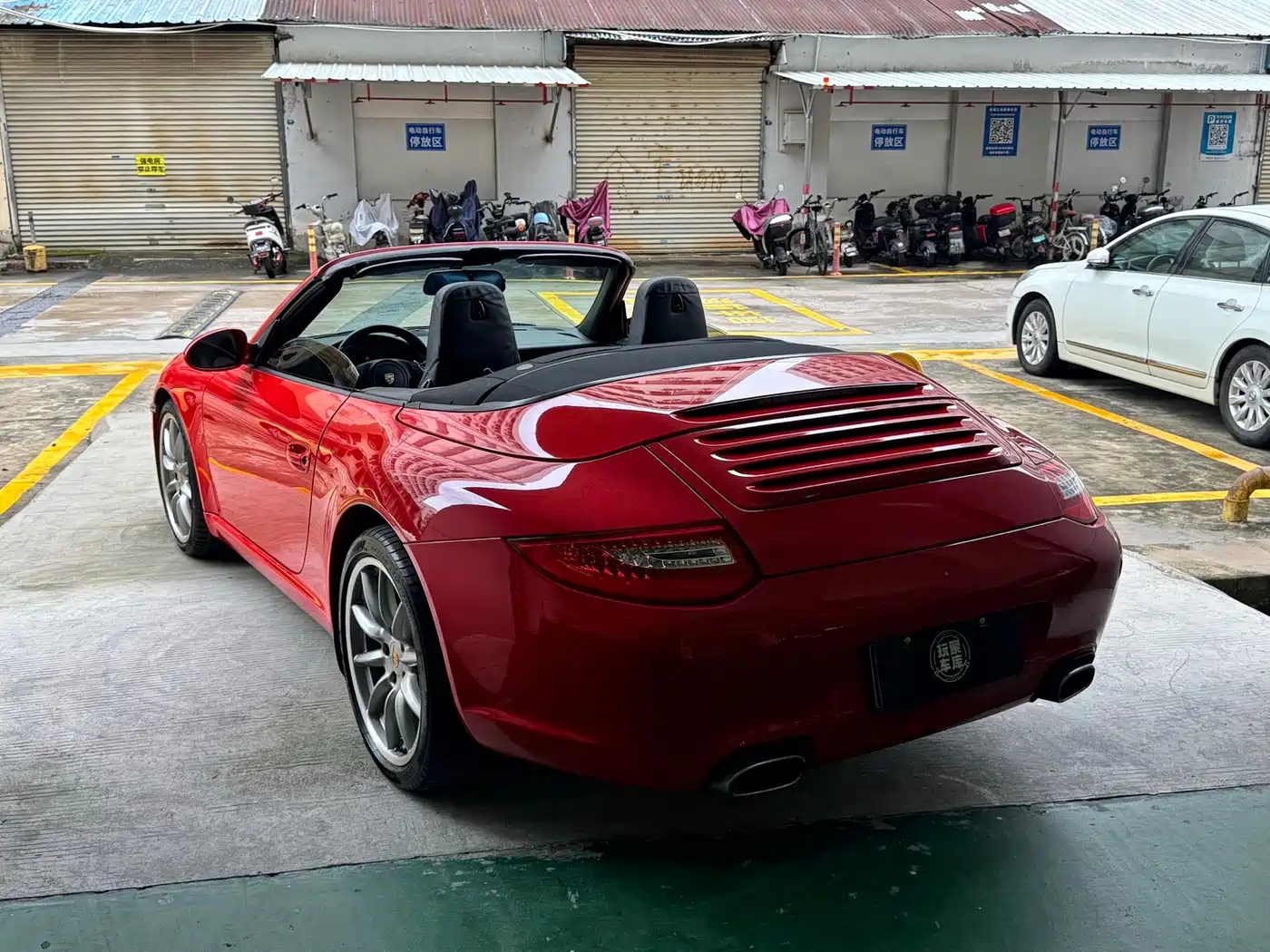 Porsche 911 2010 Carrera Cabriolet 3.6L фото 9