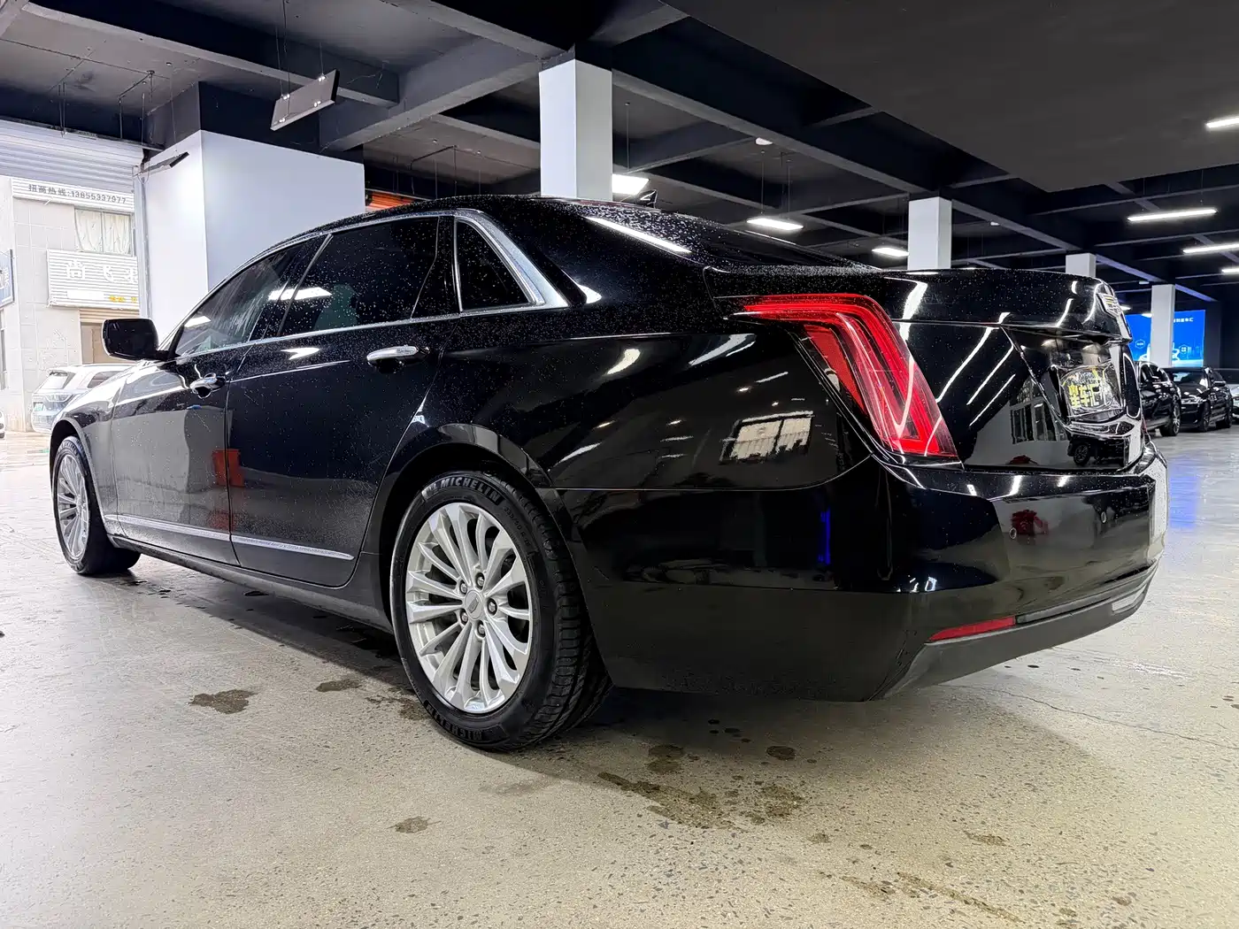 Фото 11 - Cadillac CT6