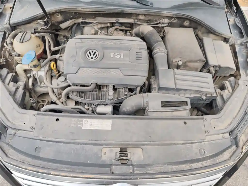 Volkswagen Passat 2016 330TSI DSG Executive Edition фото 11