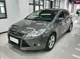Фото 1 - Ford Focus