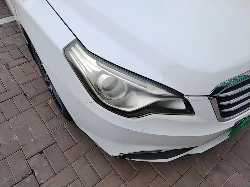 Фото 8 - Besturn B50