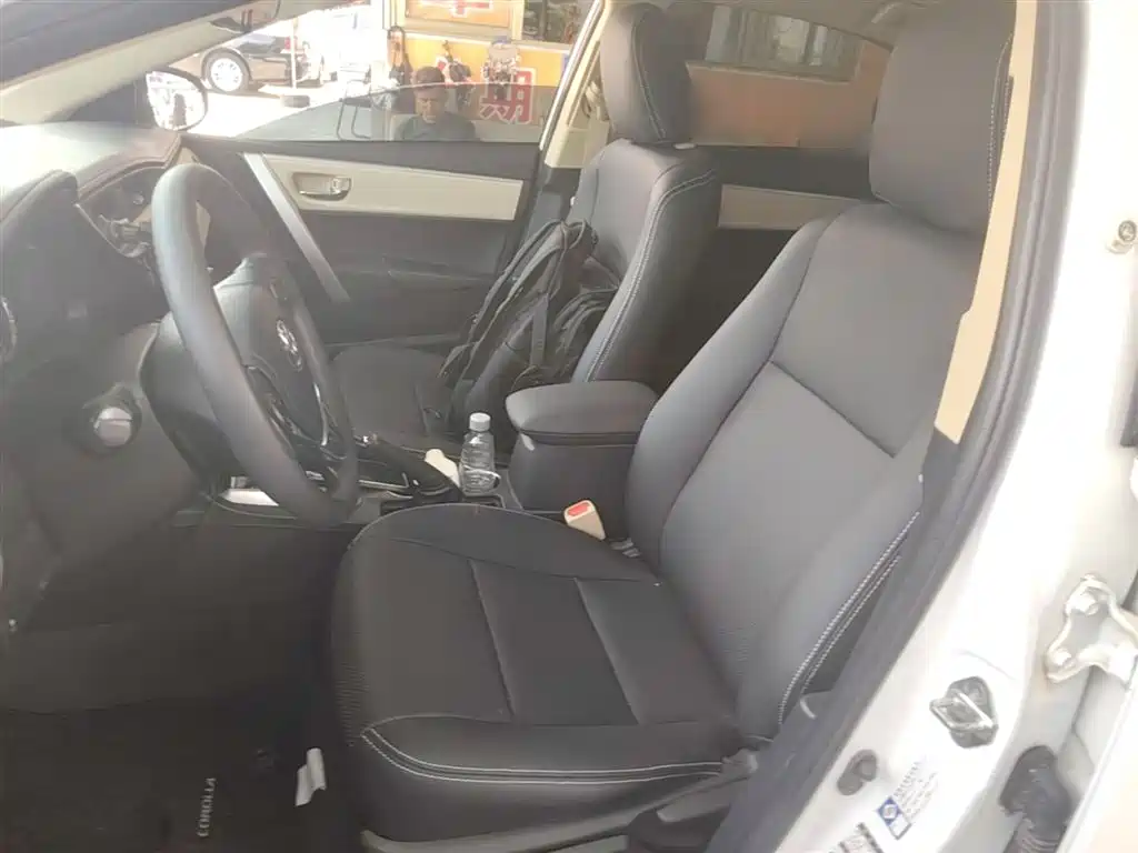 Toyota Corolla 2017 Facelift 1.2T S-CVT GL-i фото 15