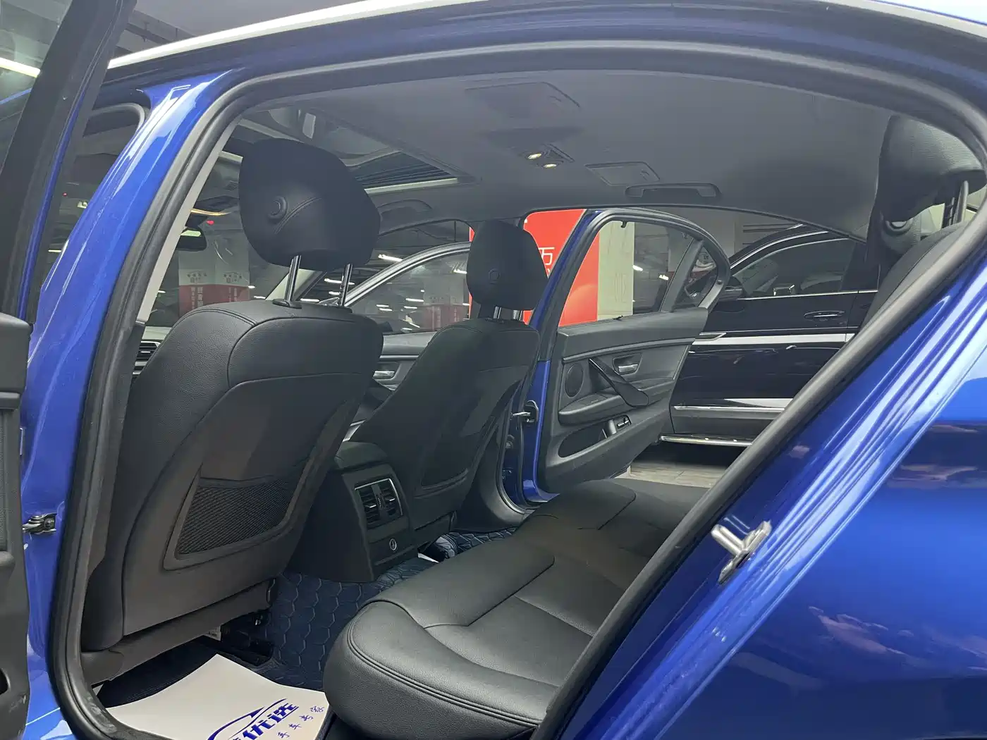 BMW 3 Series 2017 320Li M Sport фото 23