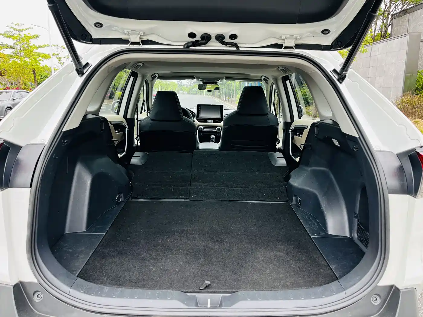 Toyota RAV4 Rongfang 2020 2.0L CVT 2WD Trend Edition фото 19