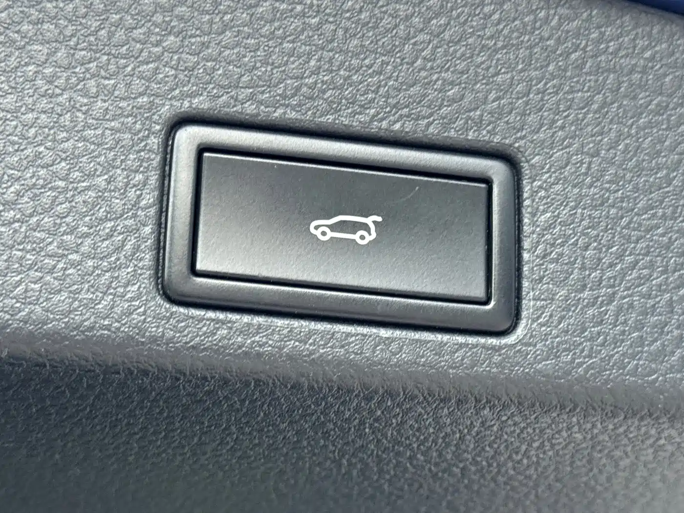 Volkswagen Touareg 2016 3.0TSI High Configuration фото 17