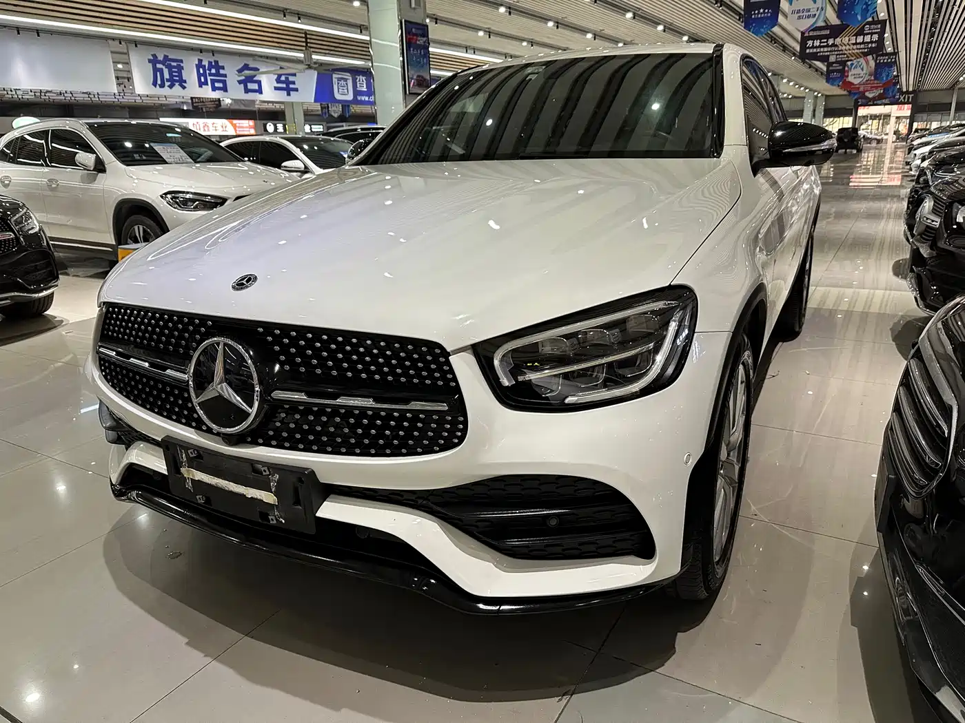 Mercedes-Benz GLC Coupe 2021 GLC 260 4MATIC Coupe SUV