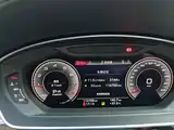 Фото 15 - Audi A8