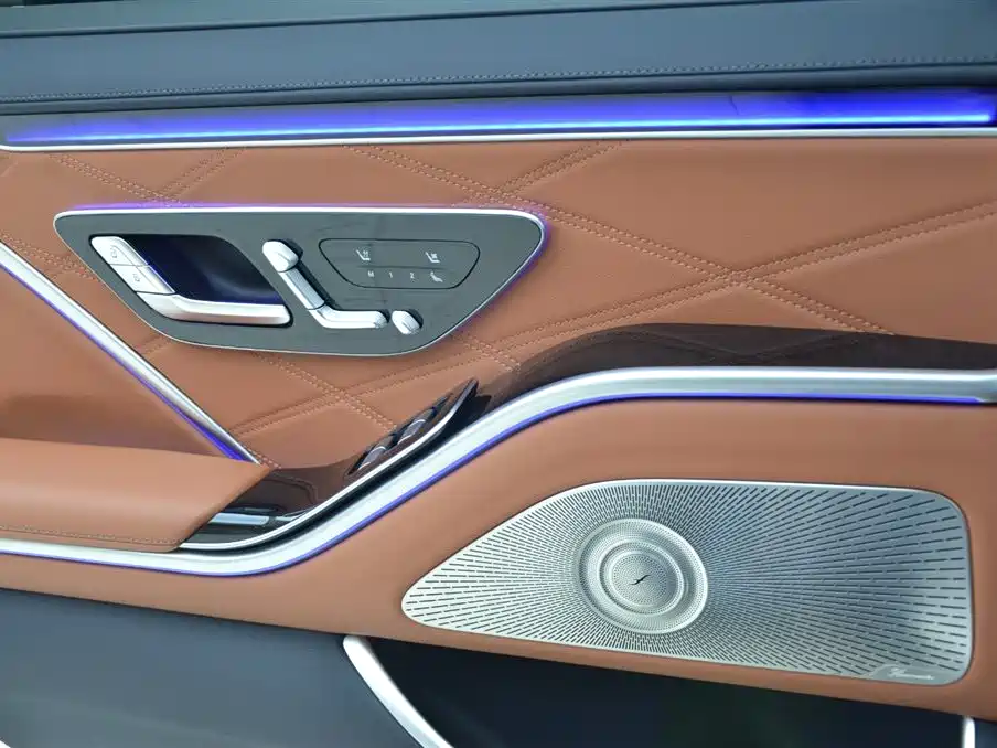 Mercedes-Benz Maybach S-Class 2026 S 480 4MATIC фото 12