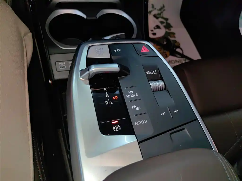 BMW X1 2023 sDrive25Li X Design Package фото 14