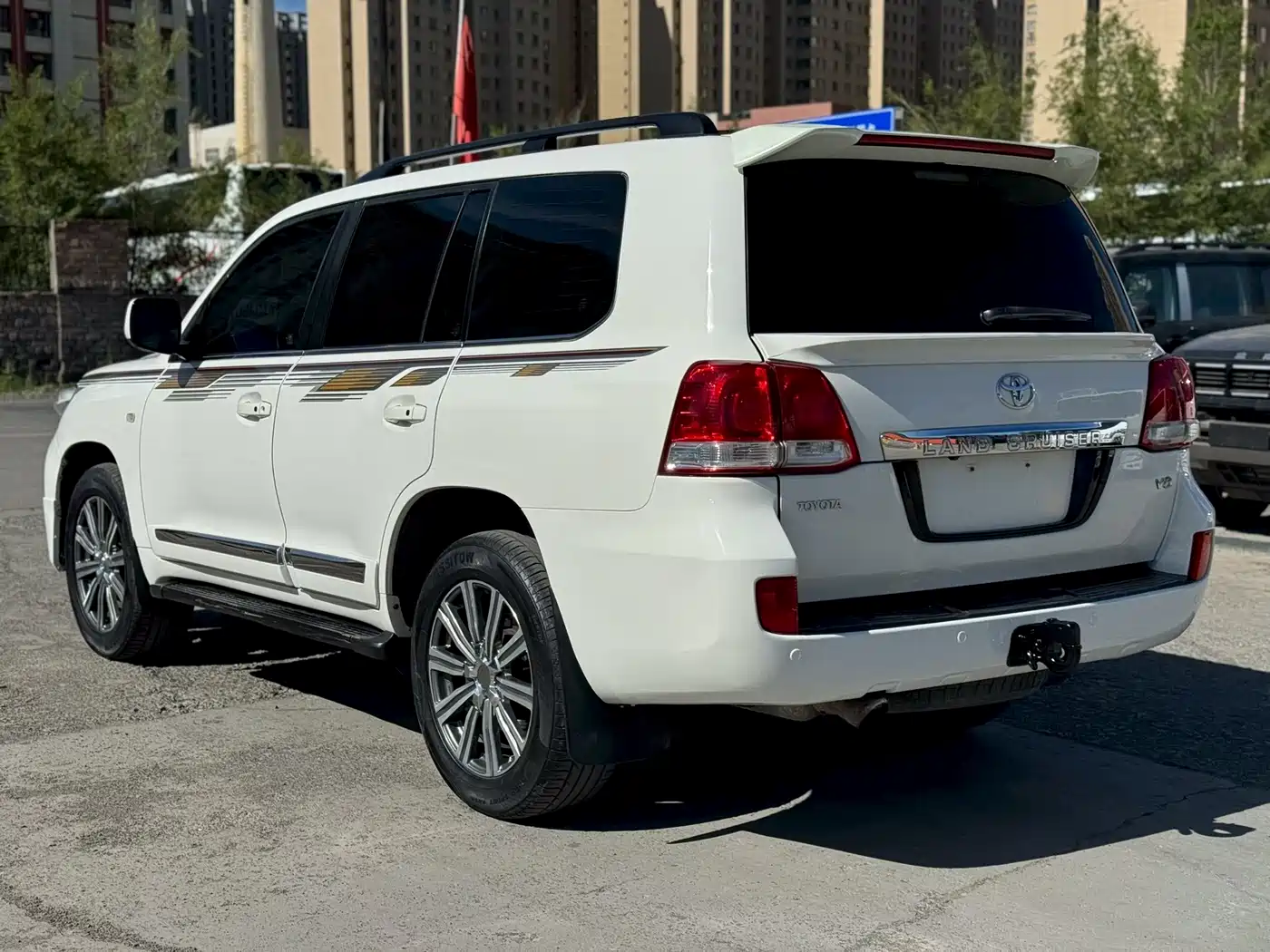 Toyota Land Cruiser 2010 Model 4.7L Automatic VX фото 7
