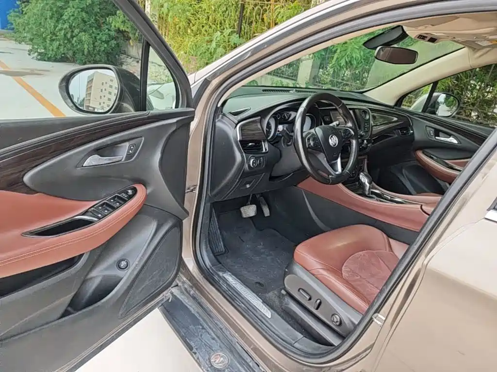 Фото 16 - Buick Envision Plus