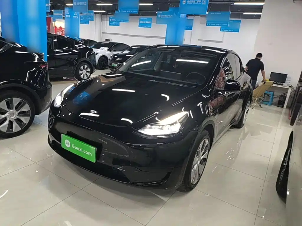 Tesla Model Y 2022 Facelift Rear-Wheel Drive Version