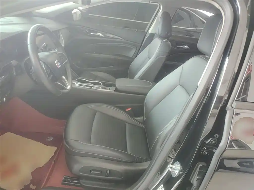 Buick Regal 2024 25T Ultra Comfort Edition фото 15