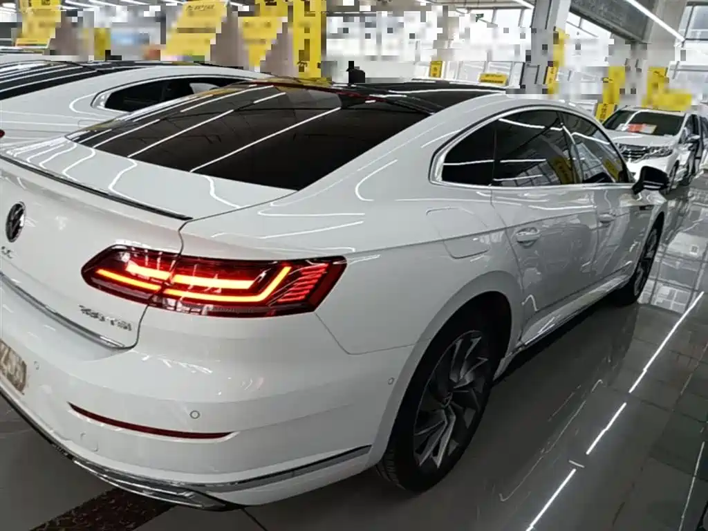 Volkswagen FAW-Volkswagen CC 2021 380TSI Eye-catching Edition фото 7