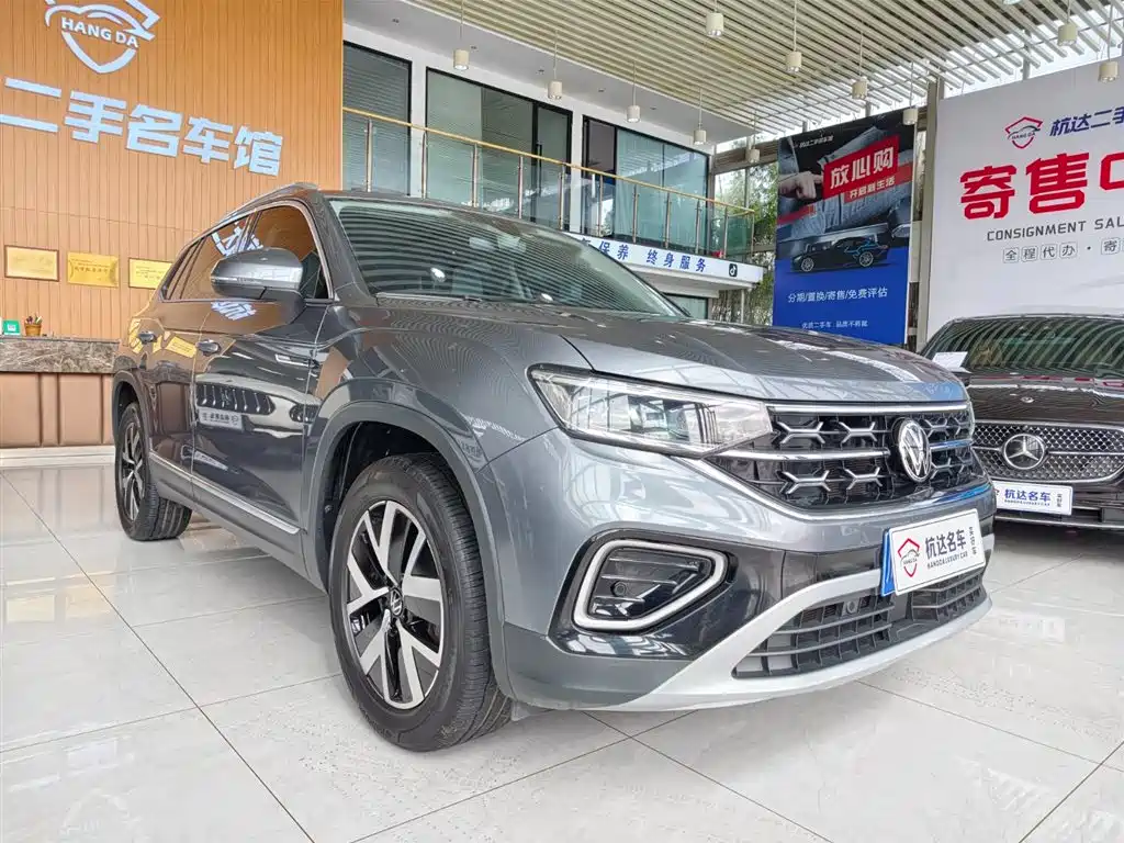 Volkswagen Tayron 2023 300TSI 2WD Luxury Plus Advanced Edition фото 3