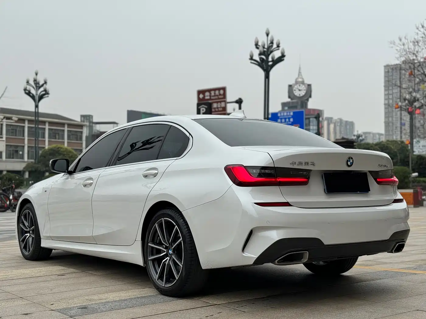 BMW 3 Series 2021 320Li M Sport Package фото 4