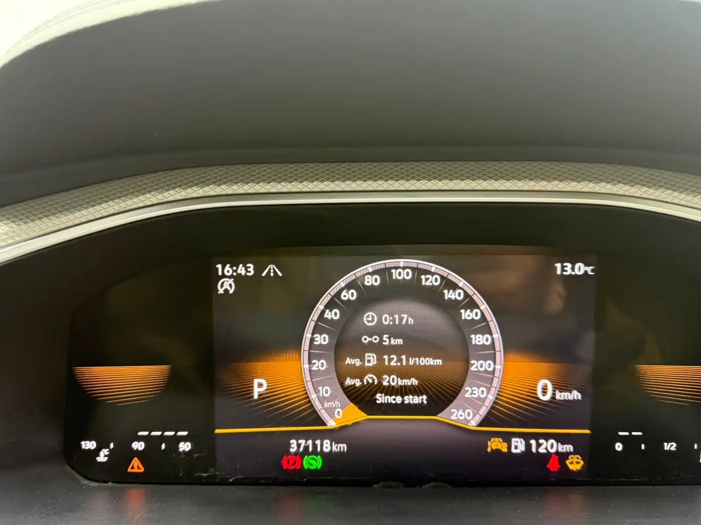 Volkswagen T-ROC 2023 280TSI DSG 2WD Time Edition фото 20