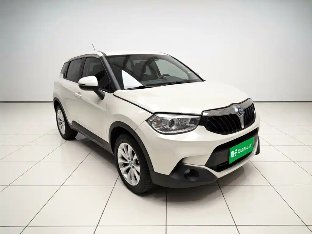 Zhonghua V3 2015 2015 1.5L Manual Smart Edition