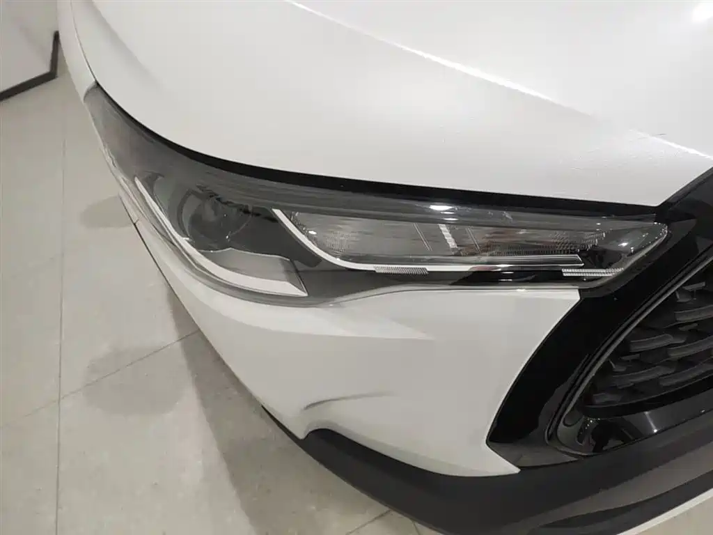 Toyota Corolla Cross 2022 2.0L Pioneer Edition фото 13